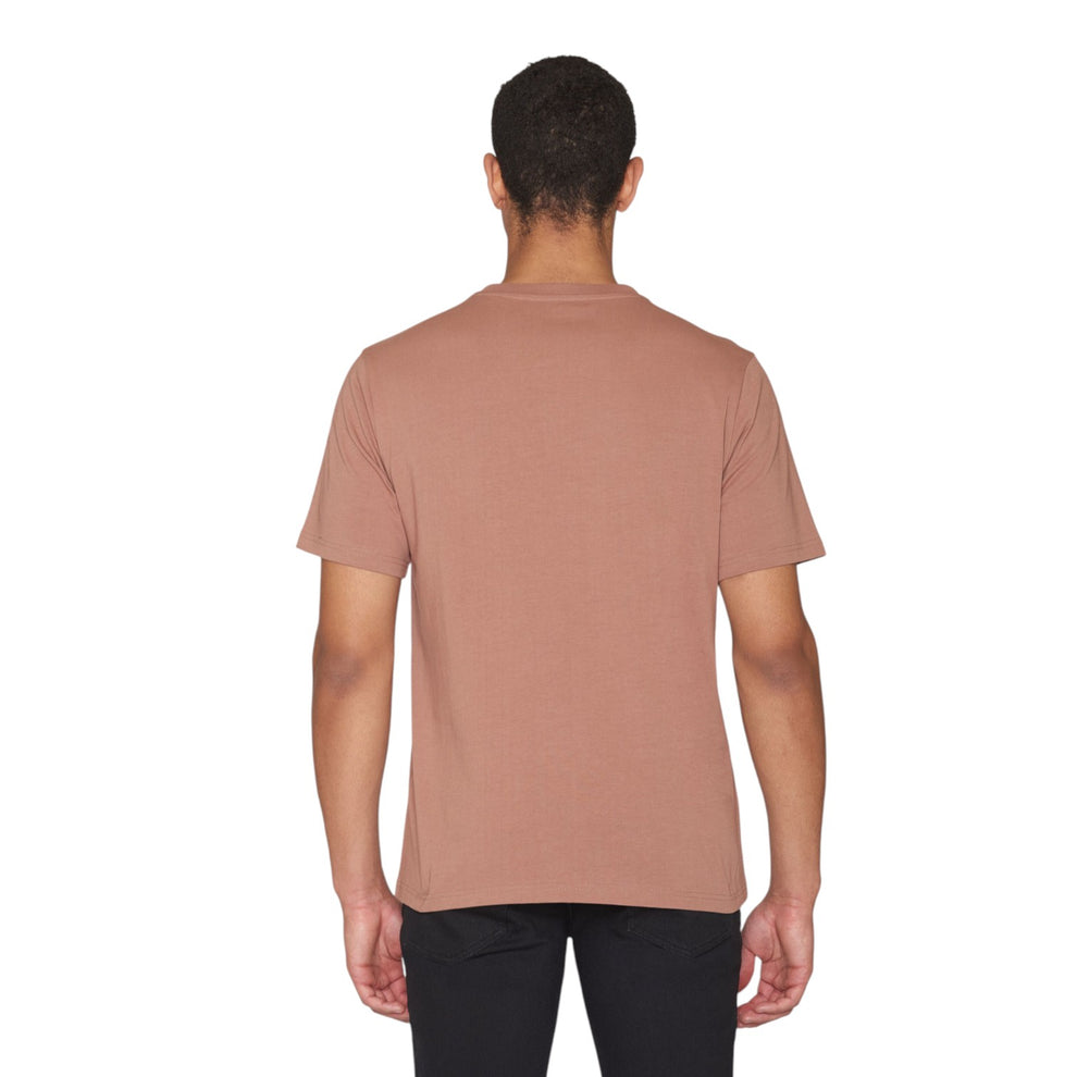 Knowledge Cotton Apparel M Loke Badge T-Shirt 1487 Chocolate Torte