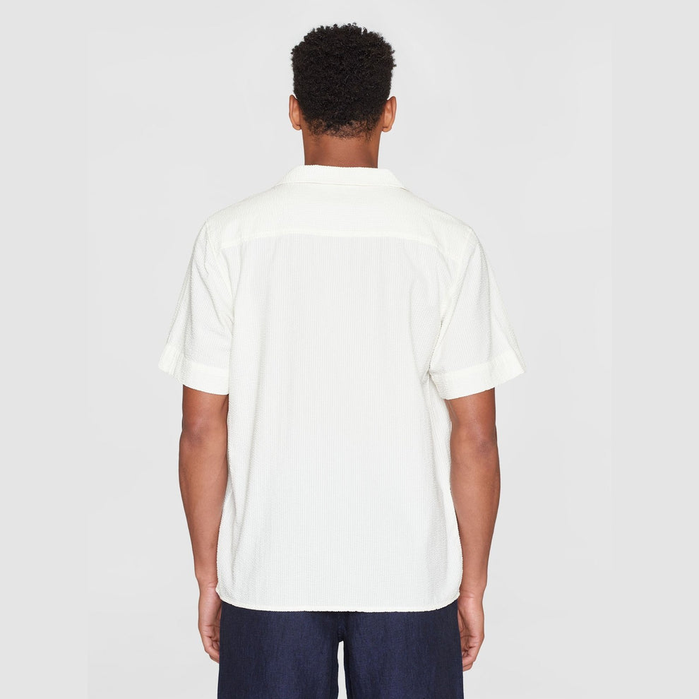 Knowledge Cotton Apparel M Box Short Sleeve Seersucker Shirt Egret
