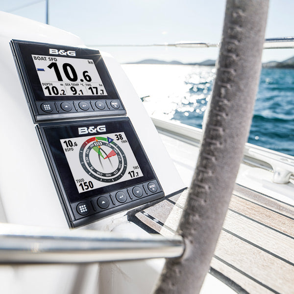 B&G Triton2 display med speed/depth/wind, 20m