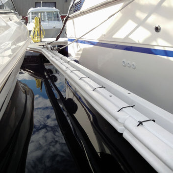 Polyform MF44 fenderlister hvid, 940x85x44mm 2 stk