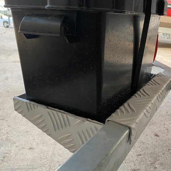 Batterikasse-holder til trailervang, Alu