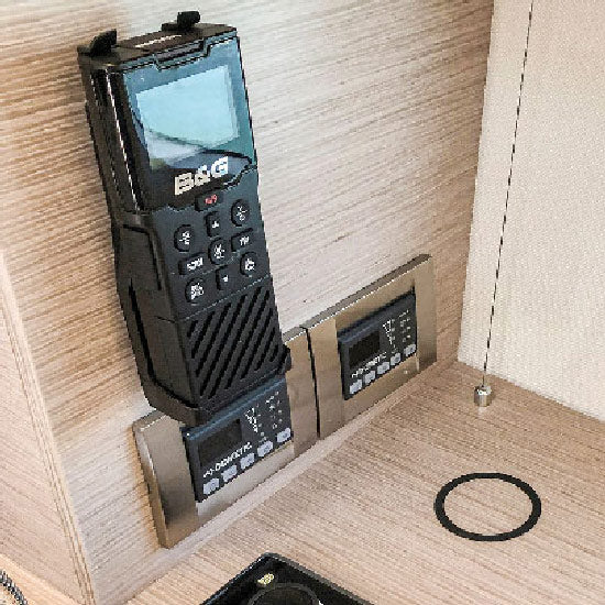 ROKK Hidden, skjult Trådløs lader 10W vandtæt, 12/24V