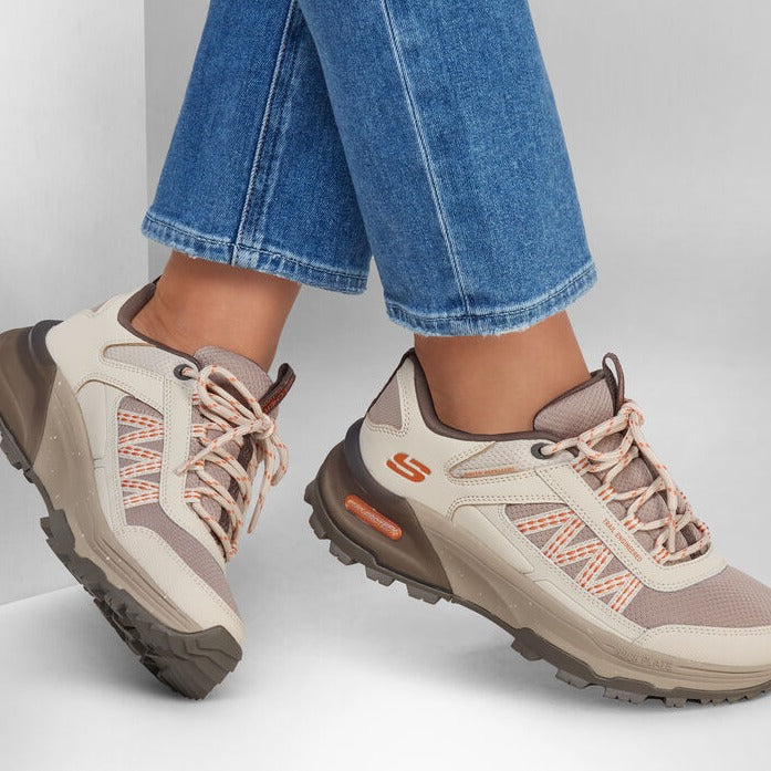 Skechers W Max Protect Legacy Sneakers Natural Orange