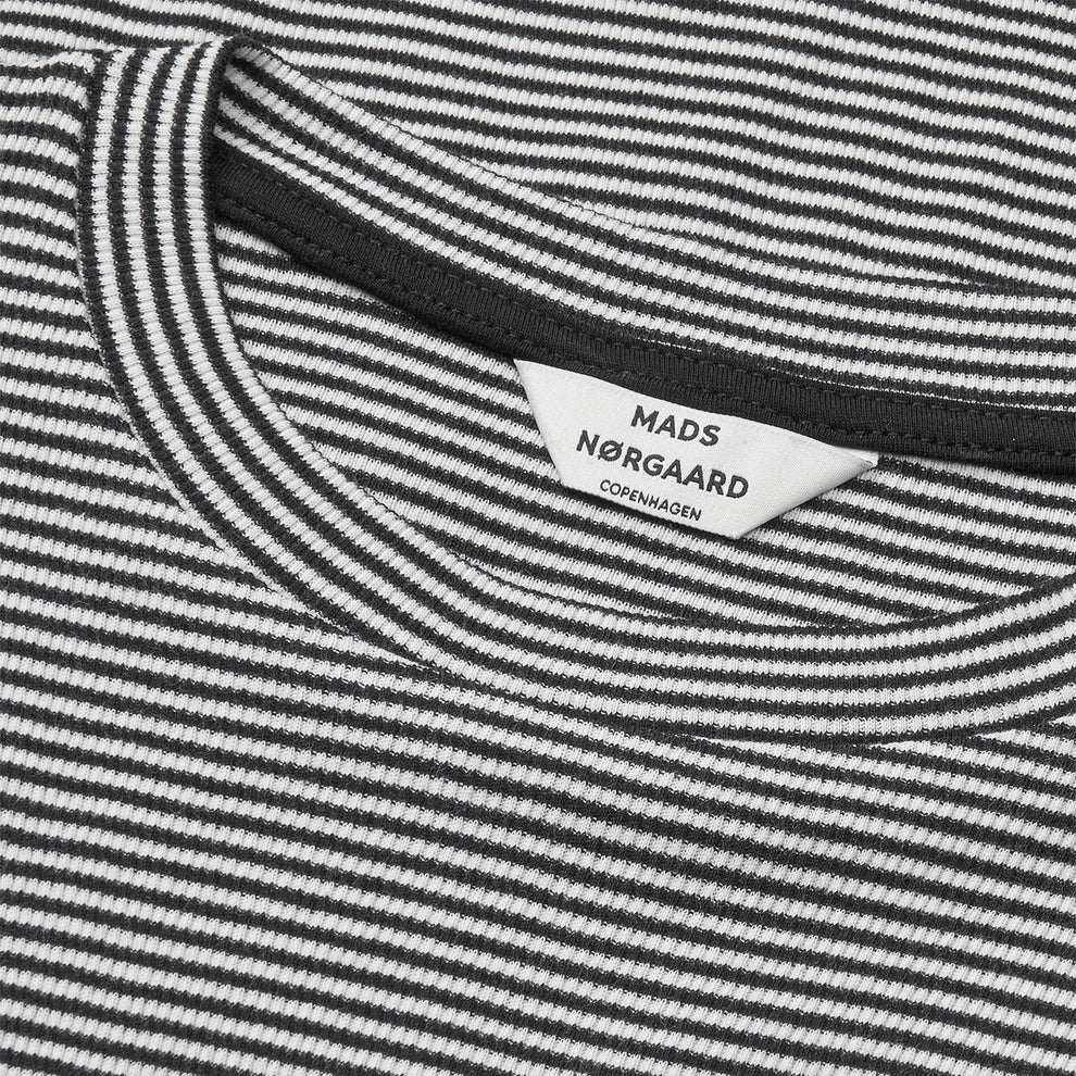 Mads Nørgaard W 2x2 Cotton Stripe Tuba Tee LS Black Vanilla Ice