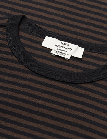 Mads Nørgaard W Grace Jersey Stripe Camilla Tee Black Turkish Coffee