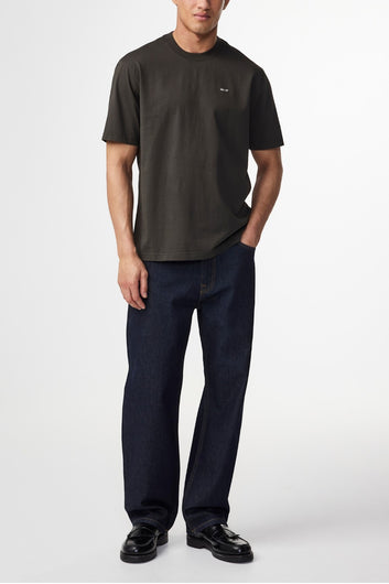 NN07 M Adam EMB T-Shirt 3209 Dark Army