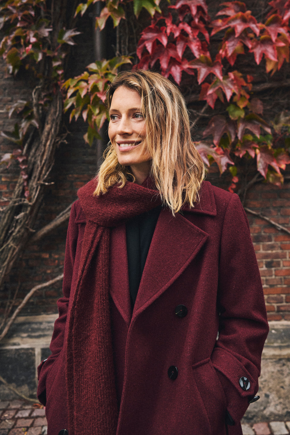 Part Two W Svea Scarf Tawny Port
