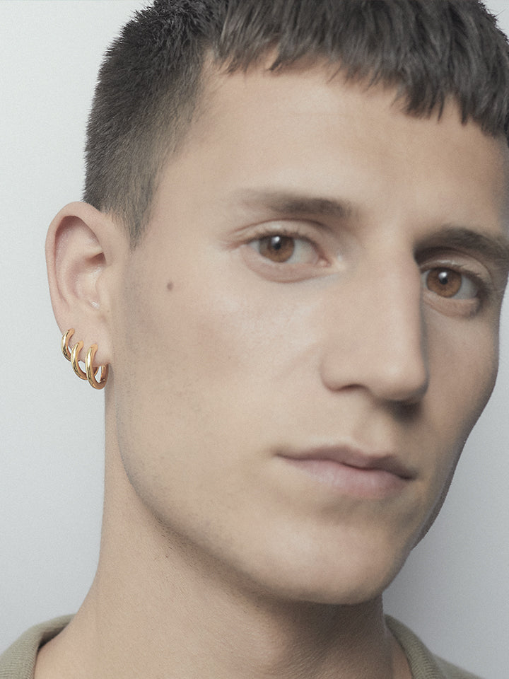 Maria Black Marco 8 Huggie Forgyldt