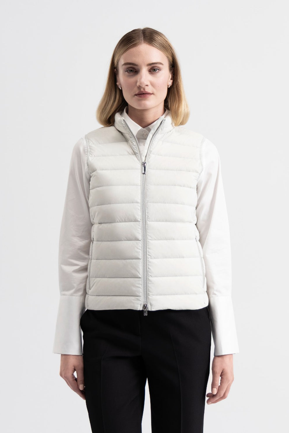 UBR W Sirius Vest Chalk