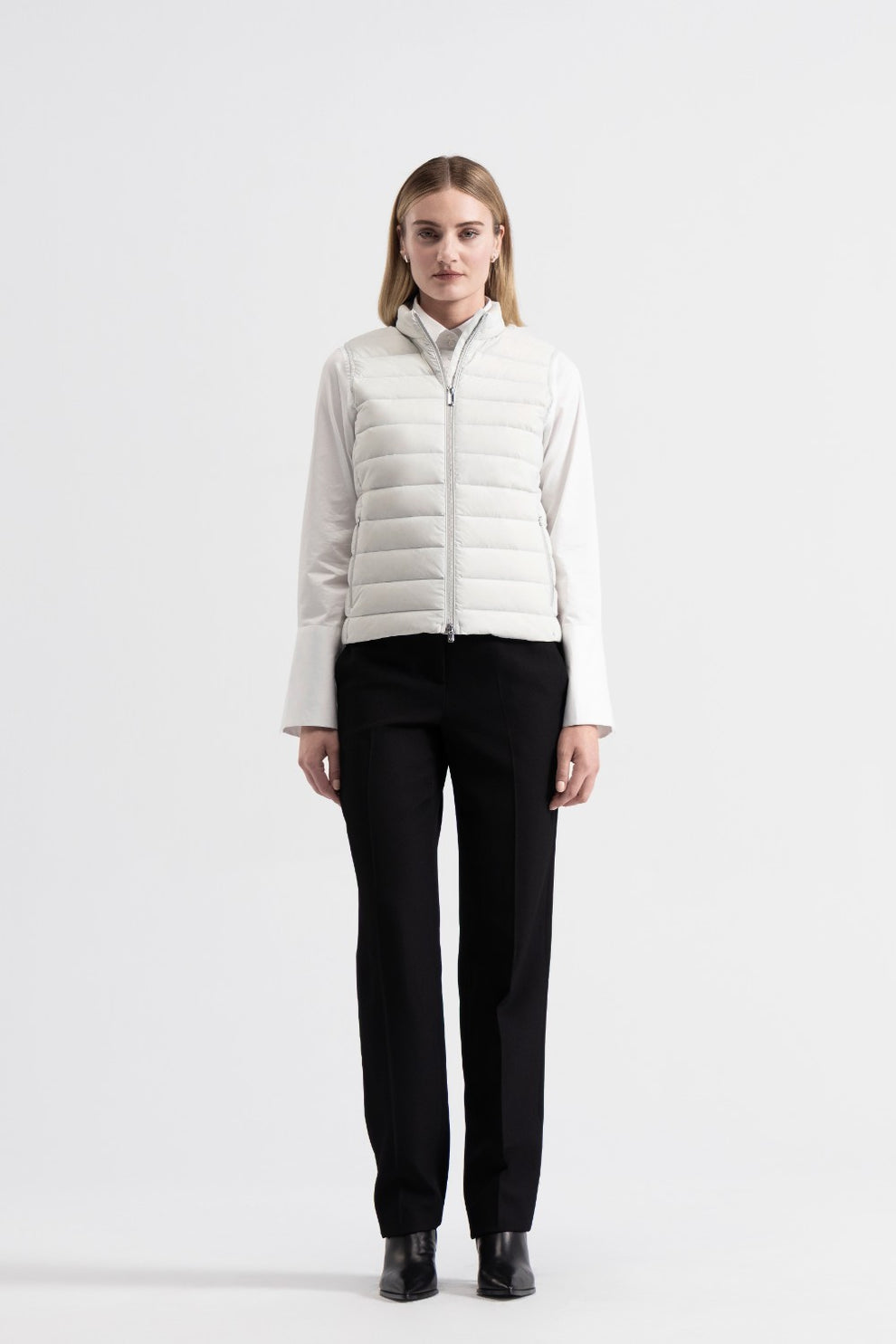 UBR W Sirius Vest Chalk