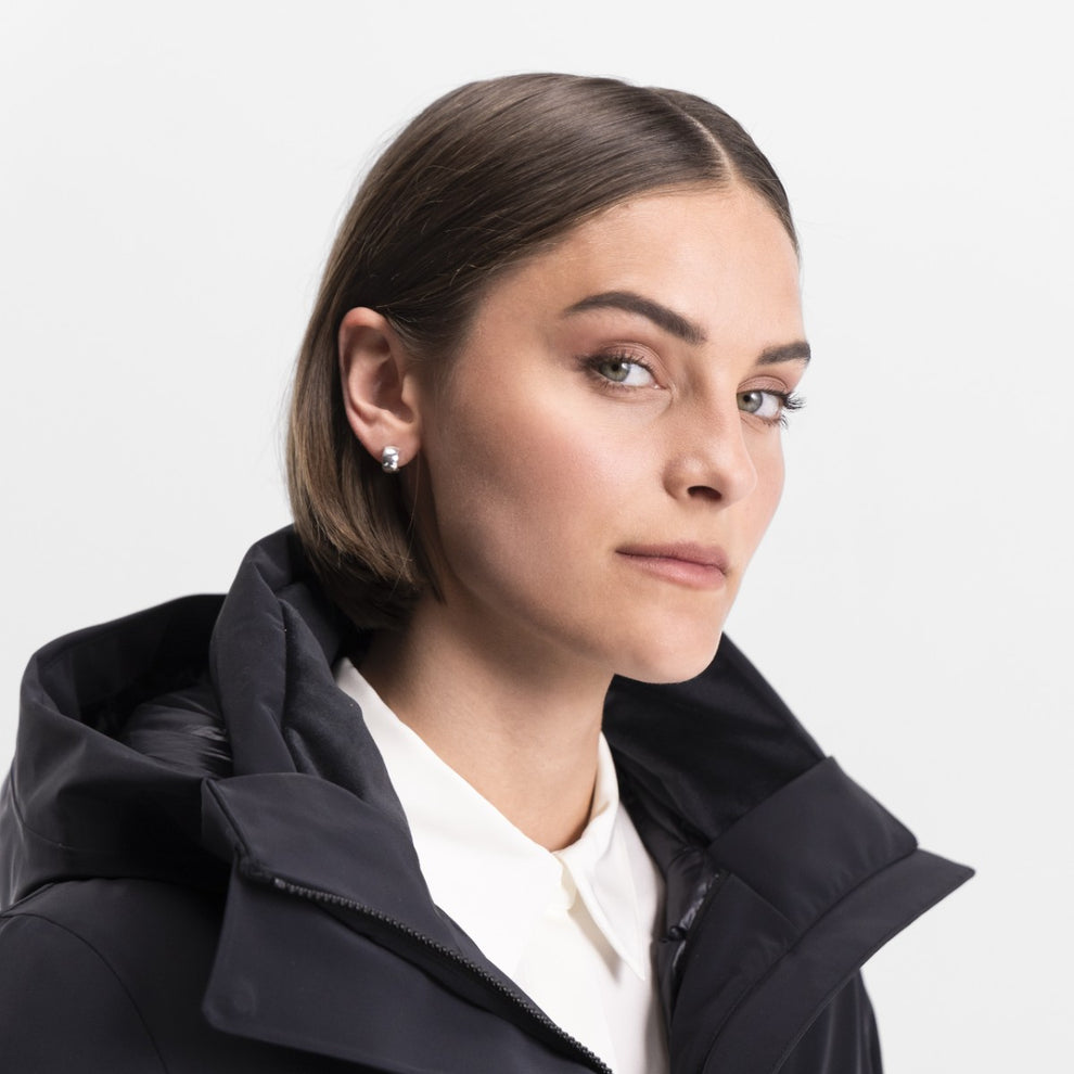 UBR W White Heat Down Parka Black