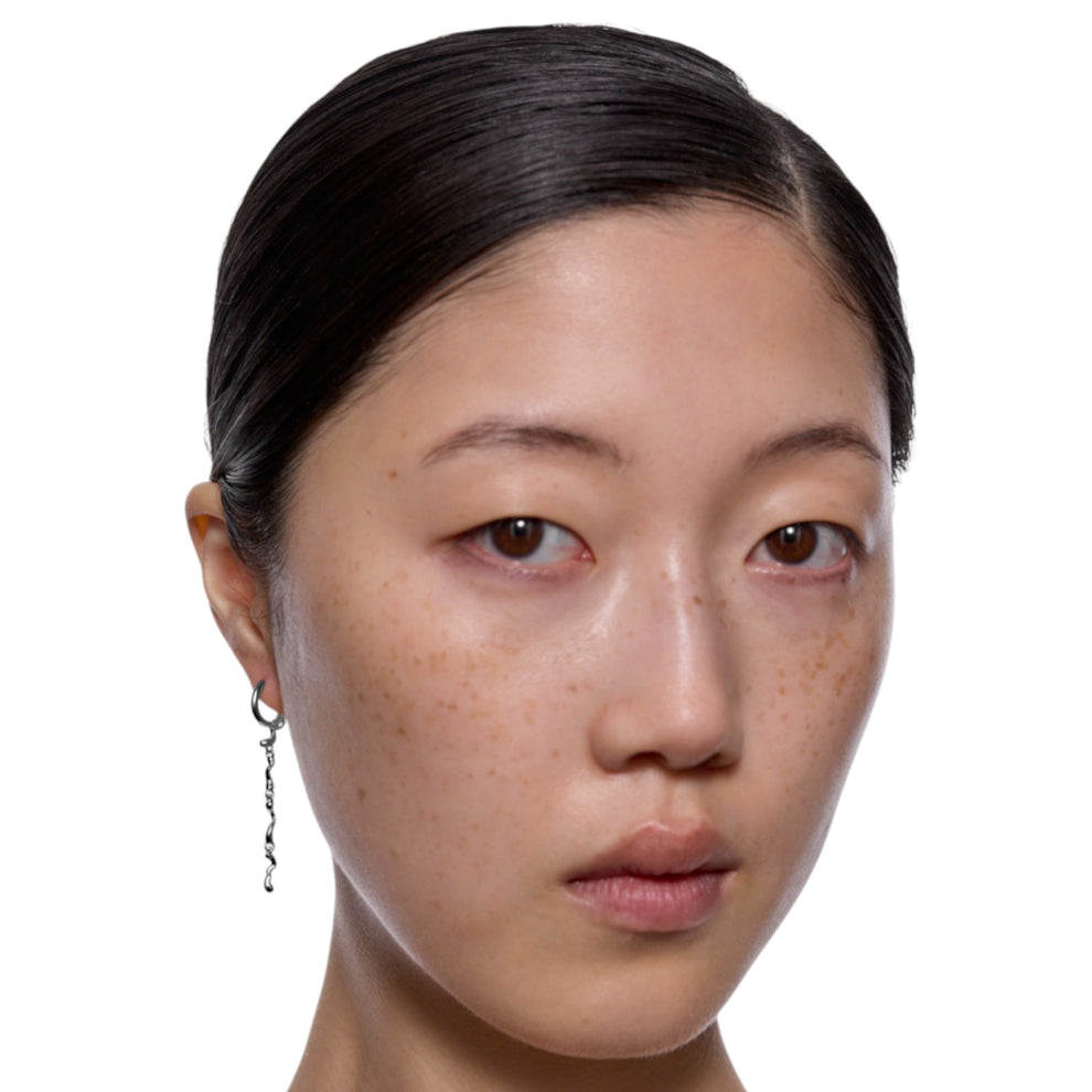 Maria Black Ramen Dai Huggie Silver