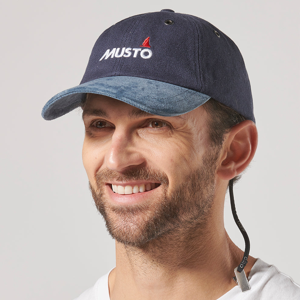 Musto U Evolution Orginal Crew Cap True Navy