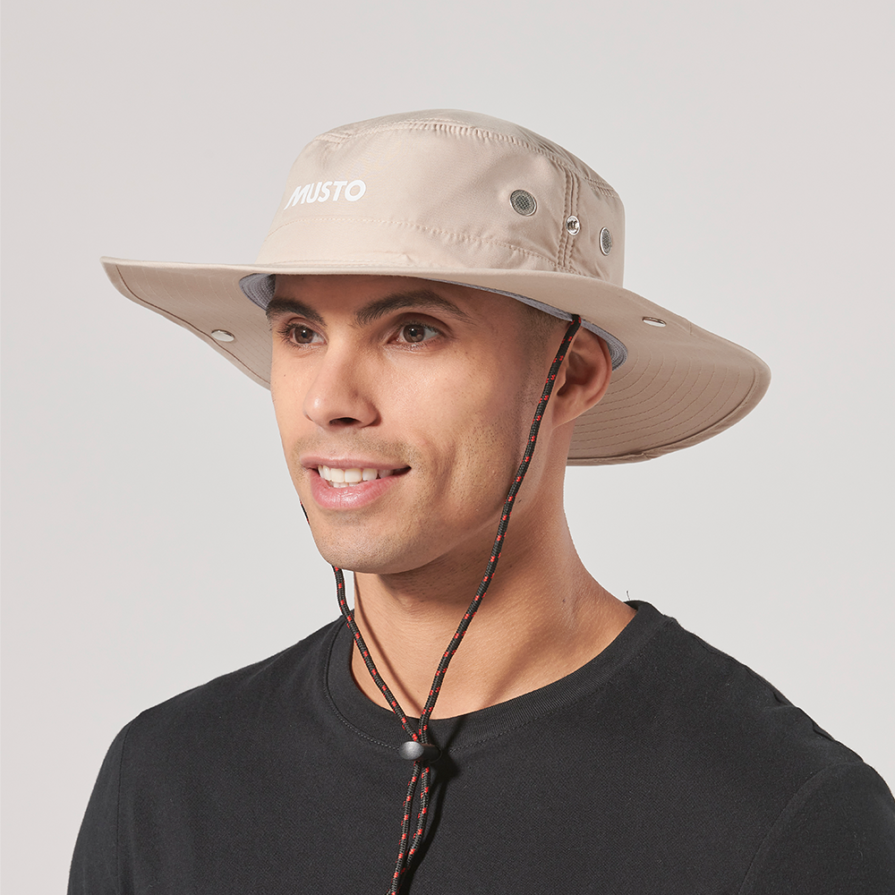 Musto U Evolution Fast Dry Brimmed Hat - Havhøkeren