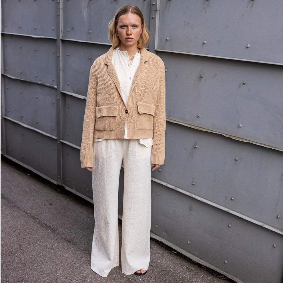 AJ117 W Salome Pants Chalk