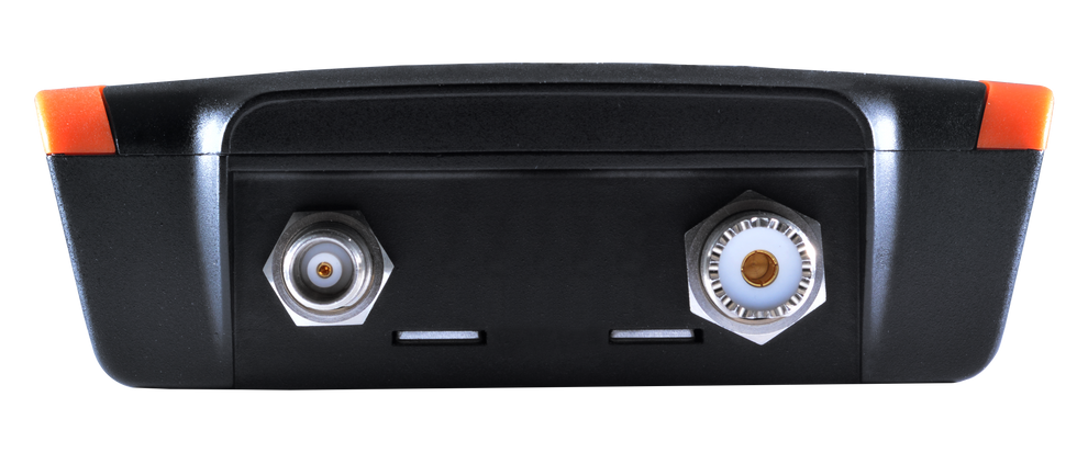 em-trak B922 "CSTDMA" AIS Transponder Klasse B 2W sendestyrke m. Wi-Fi & BlueTooth 430-0003