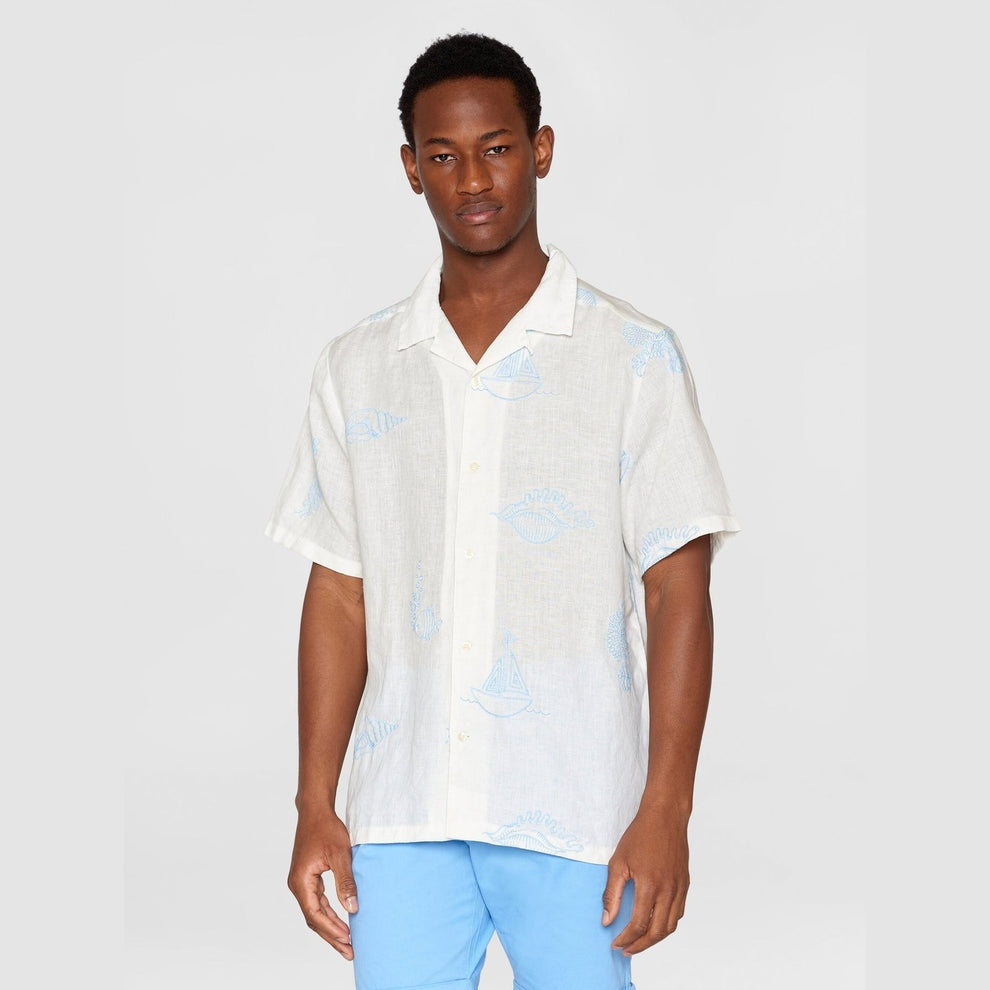 Knowledge Cotton Apparel M Box Fit Short Sleeve Shirt w Embroidery Egret