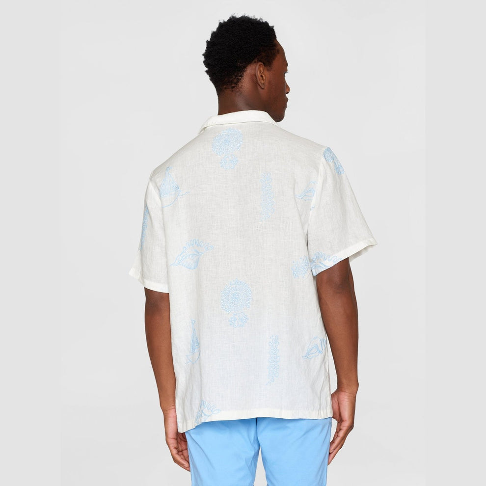 Knowledge Cotton Apparel M Box Fit Short Sleeve Shirt w Embroidery Egret