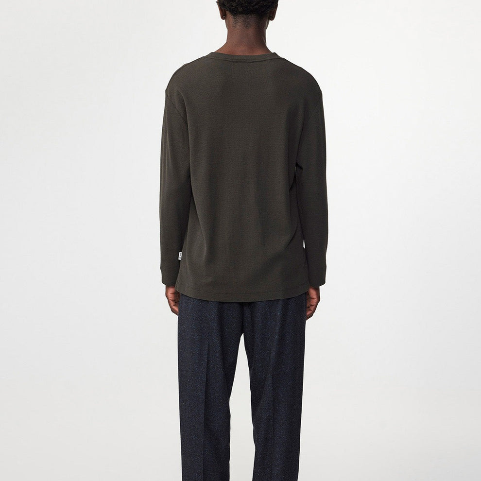 NN07 M Clive 3323 Pullover Army
