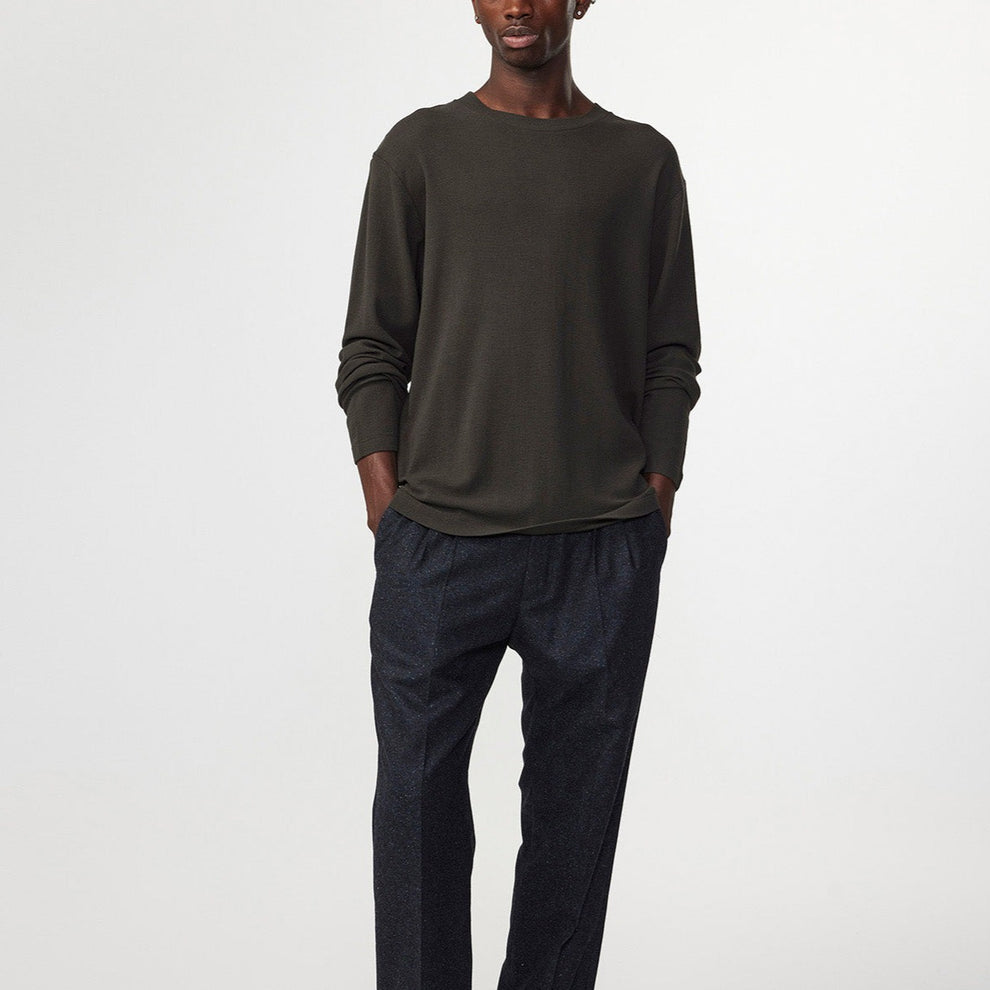 NN07 M Clive 3323 Pullover Army