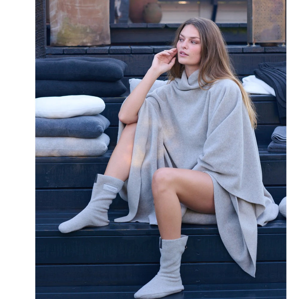 Henriette Steffensen W Lounge Poncho Sand OS