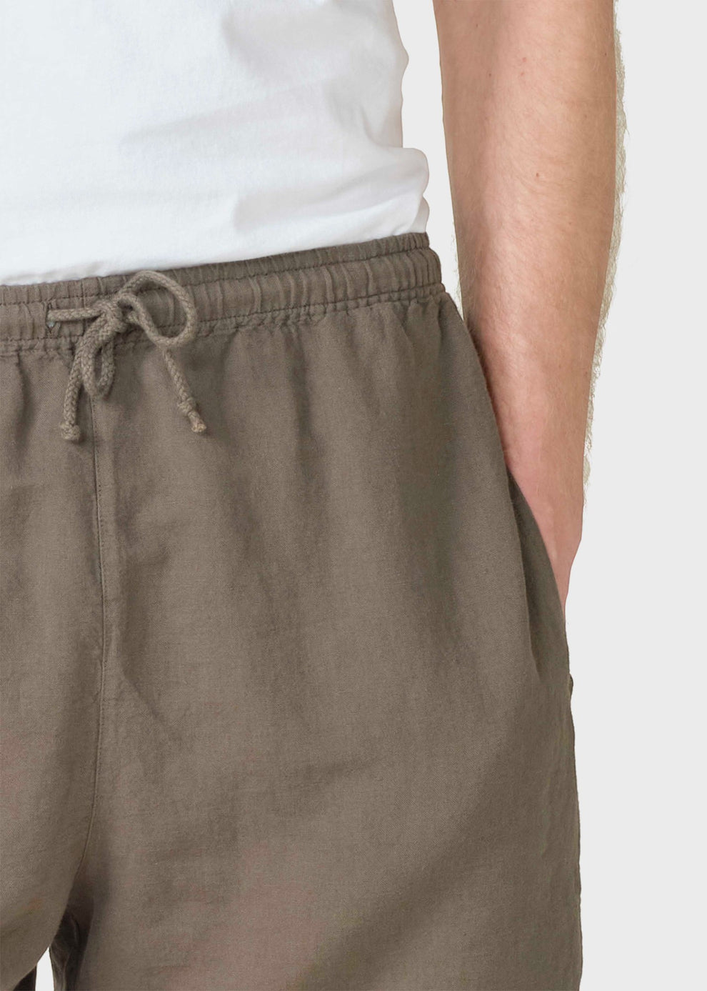Klitmøller Collective M Bertram Shorts Taupe