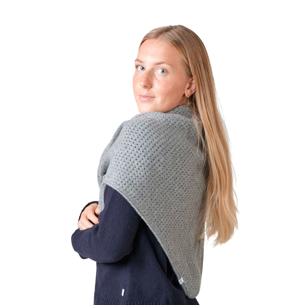 Klitmøller Collective U Ester Large Strik Scarf Light Grey