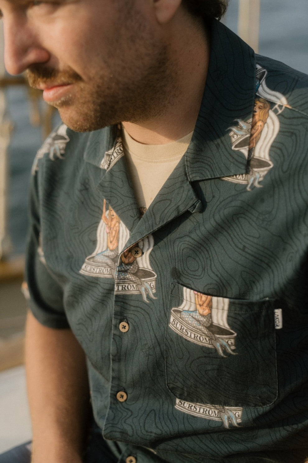 Lakor Save The Mermaids Short Sleeve Shirt Midnight Navy