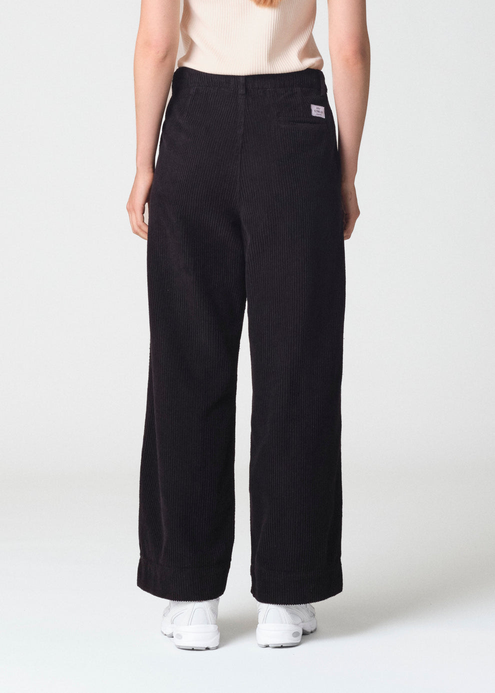 Klitmøller Collective W Lydia Jumbo Corduroy Pants Gots Black