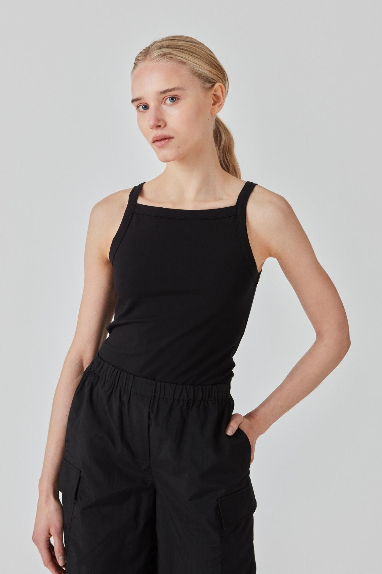 Modström DaeMD top Black