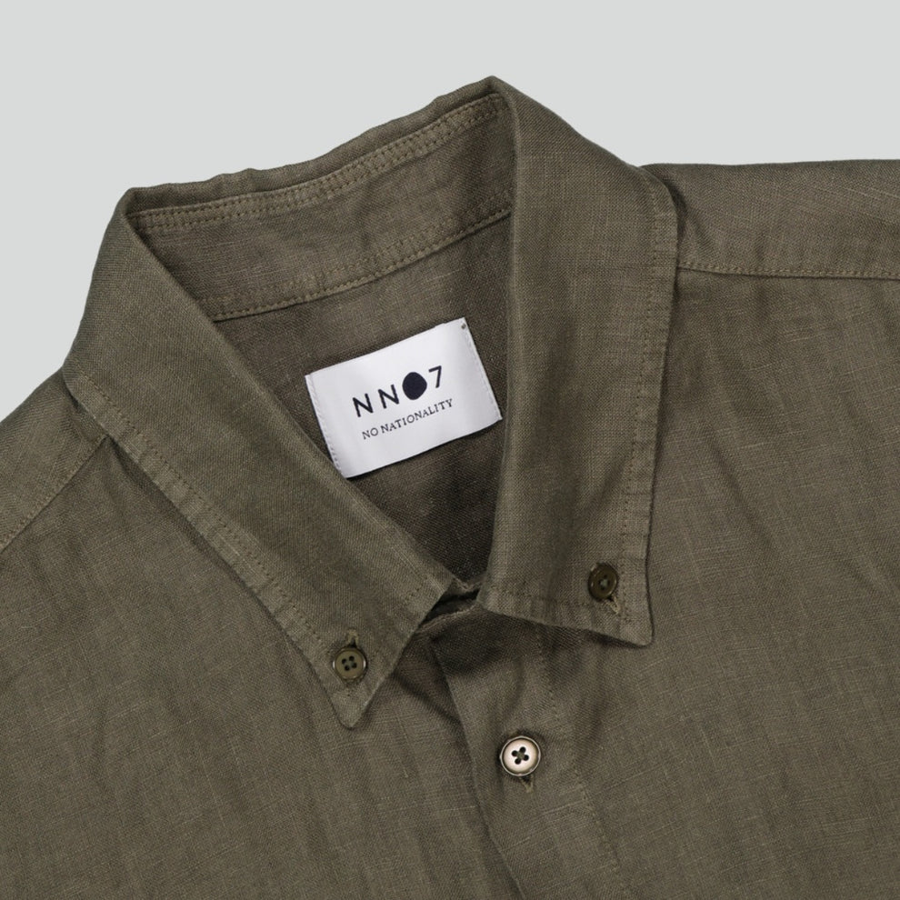 NN07 M Arne 5706 SS Skjorte Khaki Army