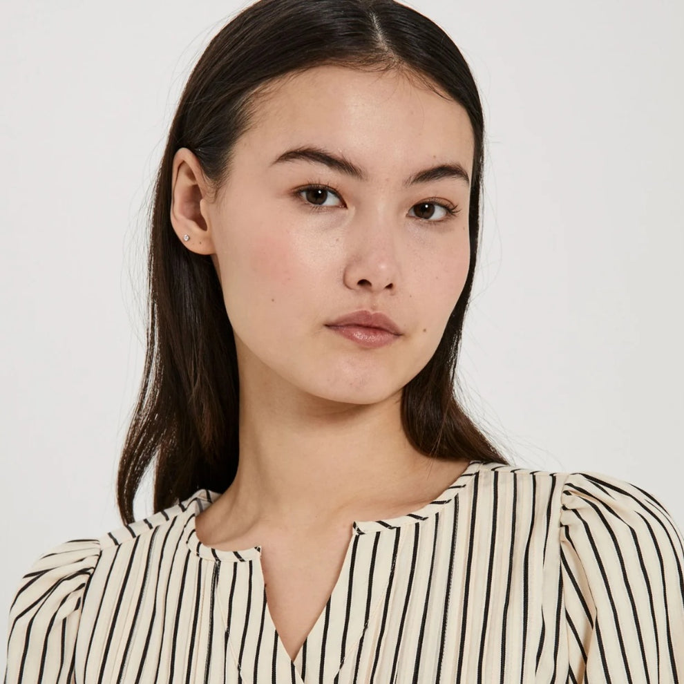 Norr W Opal Stripe Top Black Stripe