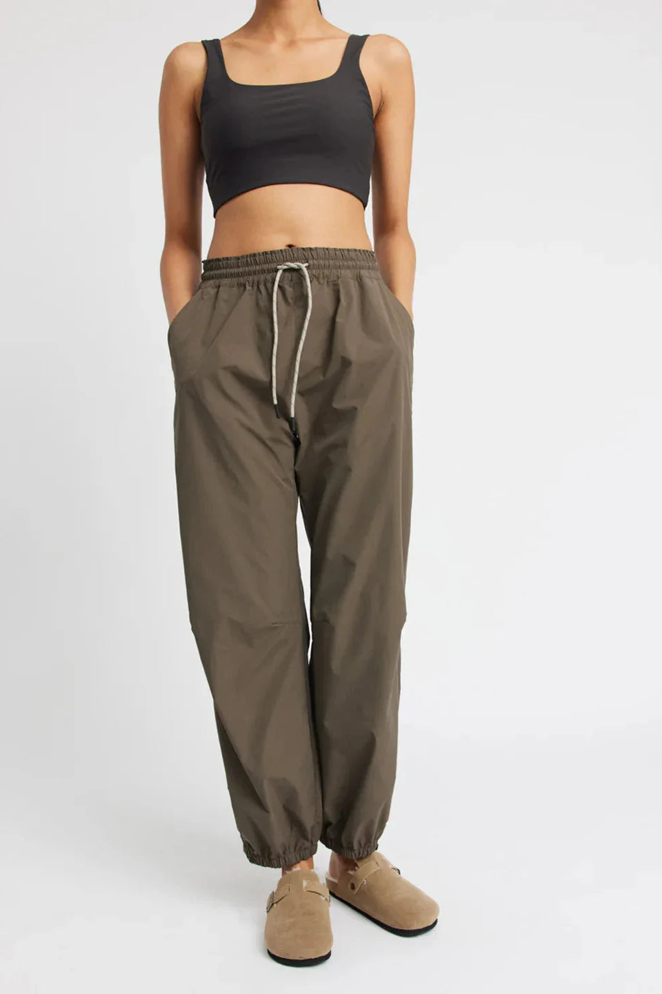 Rethinkit Track Loose Pants Palma 3053 Dark Brown