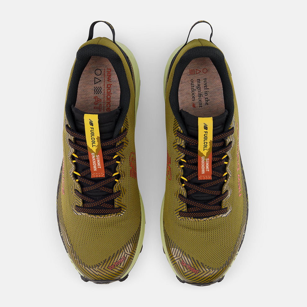 New Balance M FuelCell Summit Unknown v4 High Desert Cayenne