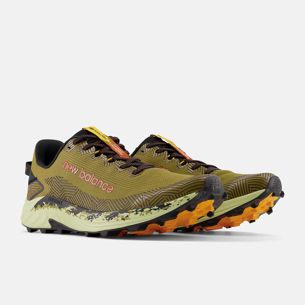 New Balance M FuelCell Summit Unknown v4 High Desert Cayenne