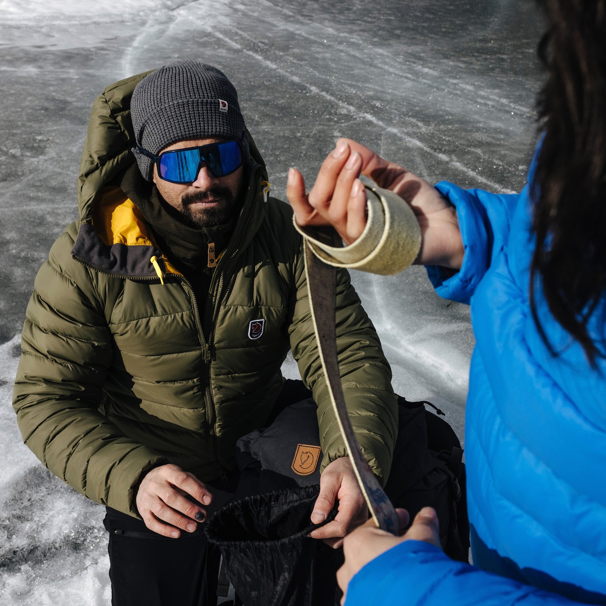 Fjällräven M Expedition Pack Down Hodie Deep Forrest
