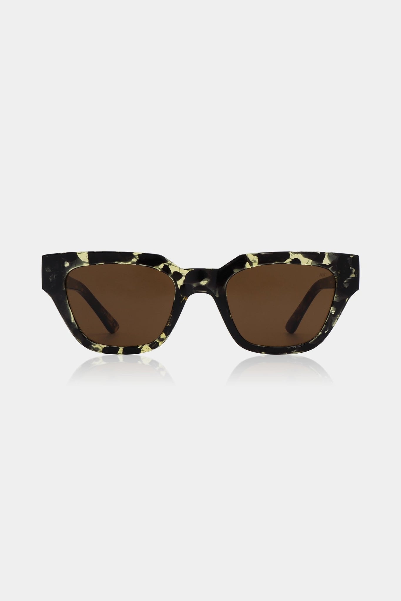 A. Kjærbede Kaws Solbriller Black / Yellow Tortoise