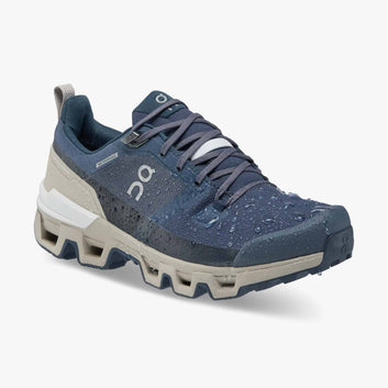 On-Running W Cloudwander Whaterproof Sneakers