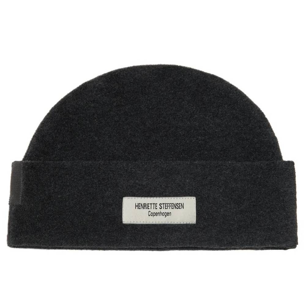 Henriette Steffensen W Beanie